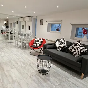50 M2 Dans Maison Privative Avec Terrasse Et Jardin Privée Appartement