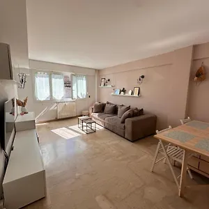 Spacieux Deux Pieces Appartement